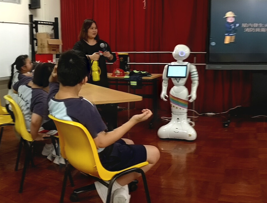 Photo of the robot4SEN project in HK